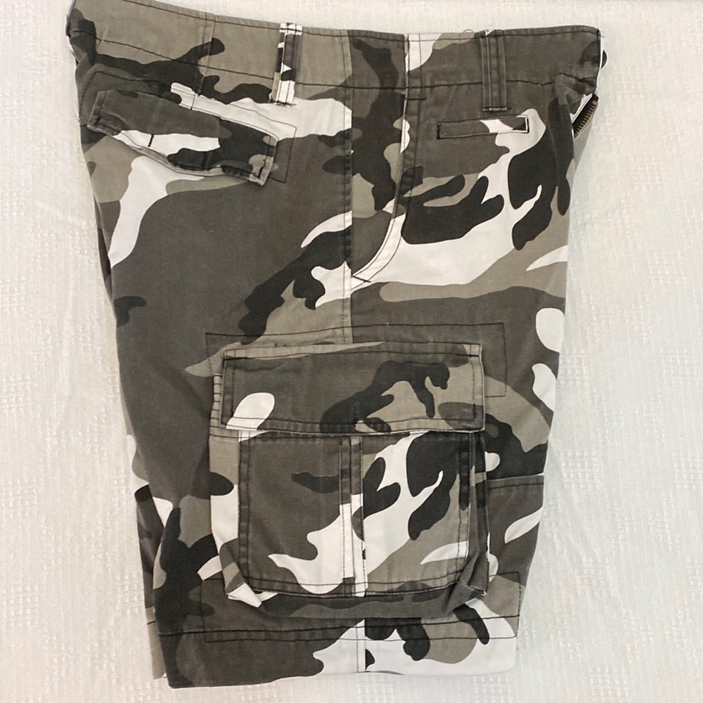 Men’s urban camo bdu shorts